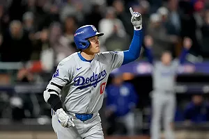 (影)大谷翔平驚天3分砲!道奇7:0完封大都會