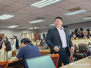 瞎扯柯文哲問USB怕破解 吳宗憲打臉黃暐瀚「我不配合演戲」