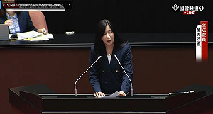 班班有鮮奶太落漆  藍黨團提發「鮮奶券」自行去超商、超市換