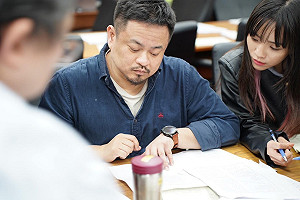 揭北市府漠視拾荒者還扯南部 洪申翰提數據打臉:請蔣萬安睜開眼睛
