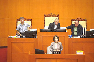 周春米議會施政總報告 「五箭」齊發打造希望大屏東