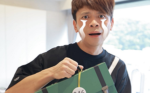 蔡阿嘎沒收到麥當勞《獵人》卡包？本人曝真相：寄到「AB地址」了 