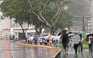 豪雨狂炸！潭美共伴雨區擴大6縣市 水利署急發淹水警戒 