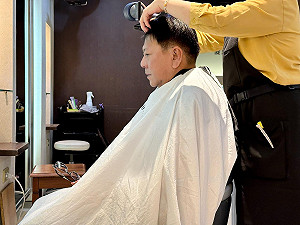 總統府理髮廳經理是屏東人 潘孟安:同來台北打拚格外親切