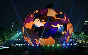 高雄萬聖節正式起跑 超大南瓜怪燈光秀首日吸破2萬民眾到場