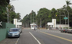 左營海軍基地哨兵交接傳槍響  一海陸士兵自戕身亡 