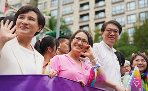 蕭美琴現身同志遊行  驕傲台灣的彩虹成為世界進步象徵