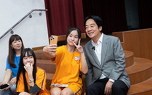 探訪教育獎得主孫瑜蔓 賴清德：肯定「給困境中的孩子」鼓勵