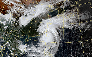 康芮登陸後地形破壞！清晰颱風眼消失 氣象署：最快「這時間」減弱