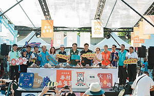 樂群接力高雄眷村嘉年華  「岡山歡樂祭」人氣爆棚