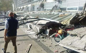 塞爾維亞火車站屋頂坍塌14死 民眾守夜哀悼