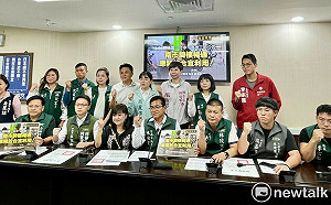 南市議會民進黨團要求比照三都 步行暢通前提下保障騎樓合宜使用