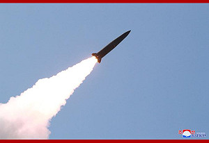 北韓「刷存在」?APEC慶州峰會前連射多枚短程彈道導彈  疑新型「火星炮-11丙」