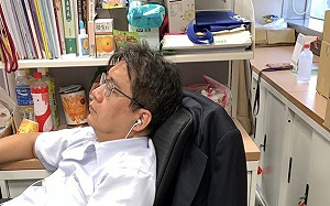 上班睡覺、看民視政論節目 藍黨團爆賴清德離譜酬庸 