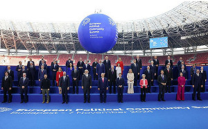 川普重返白宮  歐洲急開政治共同體峰會  重估美歐關係 