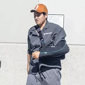 大谷術後照曝光!美媒:行動自如精神不錯