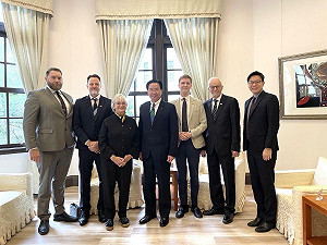 丹麥國會議員來訪 吳釗燮偕林飛帆會見:在挺台浪潮中絕不會孤單