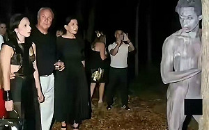 (影) 傳川普公佈蘿莉島名單148名人上榜 74號Chen是誰?  「她」竟也被扯入