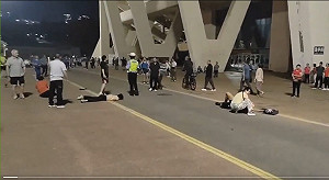 專論》中國汽車失控事件暴露政治制度問題  一黨專政能夠持續下去嗎?