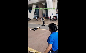 (影) 中國再爆大型「獻忠」! 死傷近80人引習動怒 BBC記者現場報導遭推