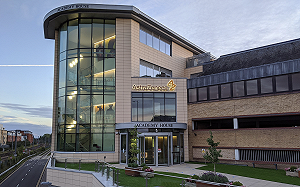 「跨國藥企傳奇殞落」! AZ中國高層涉嫌走私遭收押 上海藥界多人受波及