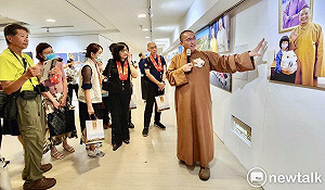 佛法與人間之美  「五十三參─慧裴法師攝影巡迴展」台南開展