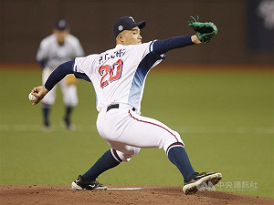 12強台日戰3.3萬人大巨蛋觀戰 陳柏清先發抗日