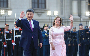 不讓中國繞路  川普幕僚：從祕魯錢凱港出口貨品應課60%關稅