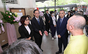 高市老議長吳鐘靈辭世  康裕成率議會一級主管悼念緬懷  