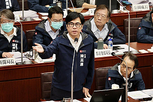 藍議員籲提供更多元申訴管道 陳其邁重申職場霸凌零容忍