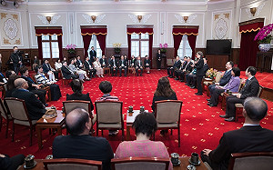 接見日本、菲律賓台灣同鄉會　蕭美琴：2國都是親密的鄰居