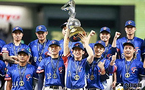 中華隊擊敗日本奪冠　韓國毒舌球評播到哽咽