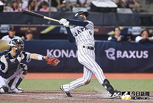 這次扮成18銅人?辰己涼介又變裝全臉塗金