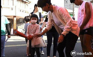 台灣棒球勇奪世界冠軍  妃妃姐姐親水萌樂園轉型「動動萌樂園」