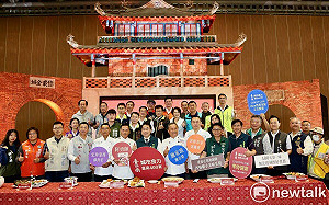 台南400觀光美食博覽會  黃偉哲抽出頭獎《LUXGEN n7純電休旅車》得主