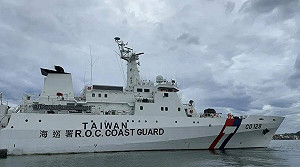 海巡兩岸救援使命必達  900浬成功搶救中國籍漁工