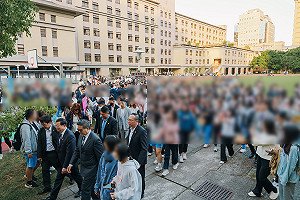 中媒諷馬龍如進盤絲洞  中山女高家長會:向馬英九基金會抗議 要求校方說明
