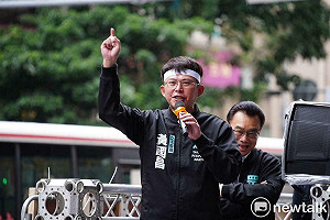 黃國昌父親過世 悼念爸爸是心中永遠英雄