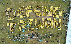 遭控拿政府標案辦園遊會 黑熊學院闢謠：經費自籌、羅智強怕什麼？