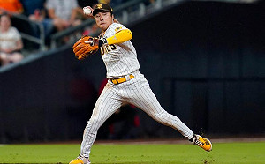 道奇宣布Betts重回游擊　韓媒嘆金河成無緣