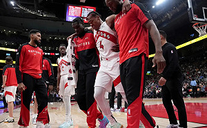 眼眶骨折後腳扭傷　Barnes：感覺不到我的腳