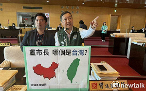 台中淪為統戰一級戰區？綠營踢爆國小布告欄竟貼中國地圖 台灣僅在右下角