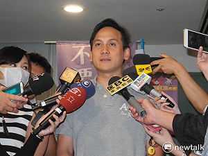 誰「中二」？總統府、新北發言人互摃