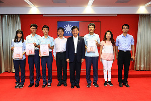 中市學子表現佳  奧林匹亞競賽3金1銅