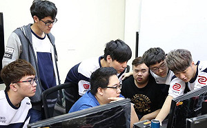 電競選手當爸爸？閃電狼另類慶祝父親節