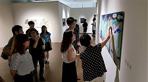 動物異想莊園膠彩畫  日本教授傳絕藝