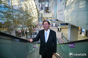 朱蒲青觀點》鄭文燦把桃園變成 蒂芬妮綠的桃子