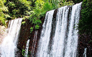 一秒降溫！清涼水濂洞秘境等你挑戰