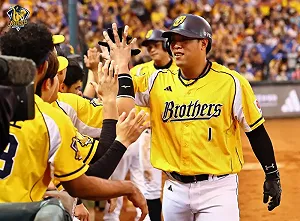 陳子豪獎落誰家?4隊開出6年以上大約搶人
