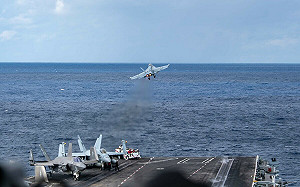 有圖有真相！美軍卡爾文森號駛近沖繩 傳已在西太平洋活動10天